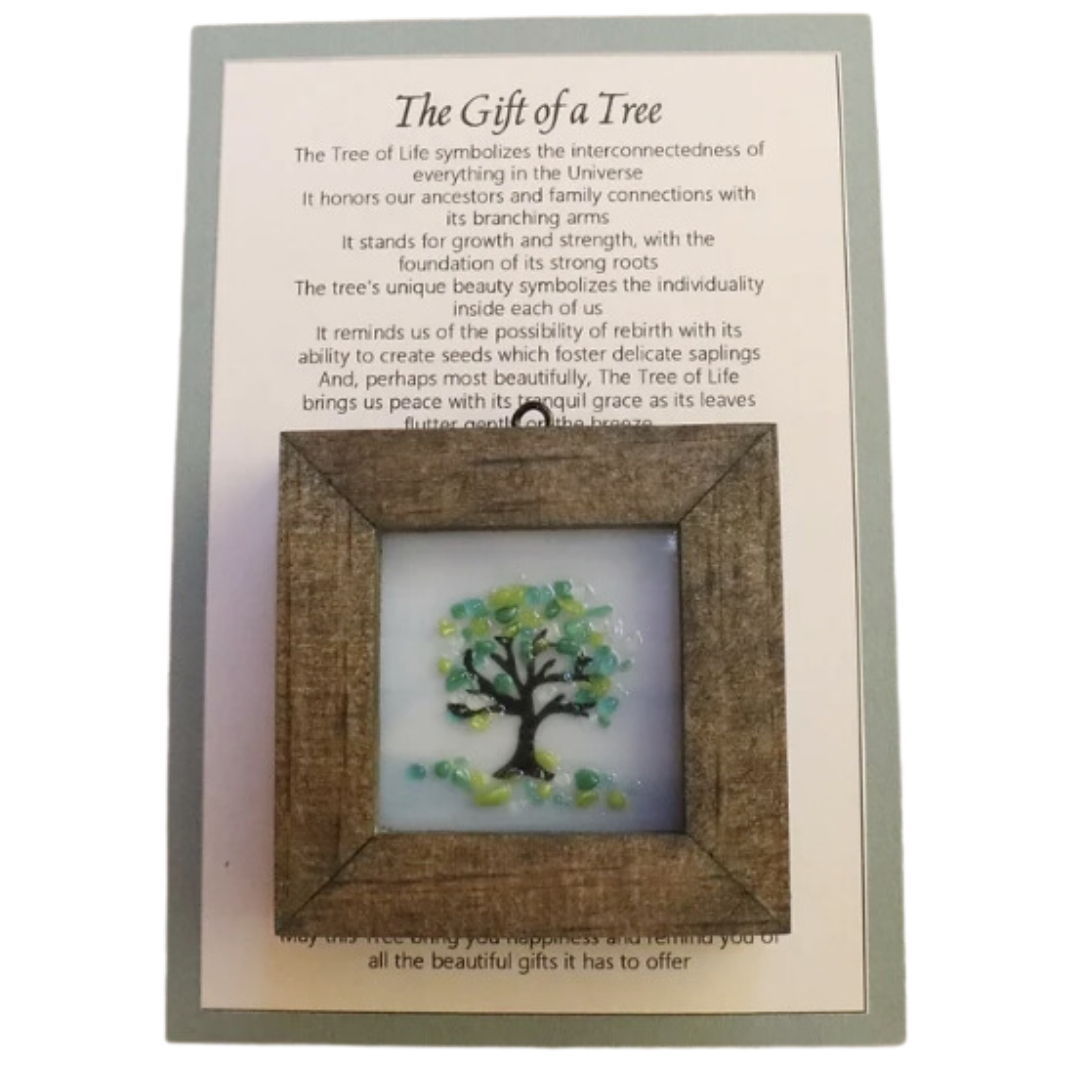 Tarjeta de felicitación con atrapasueños de árbol enmarcado